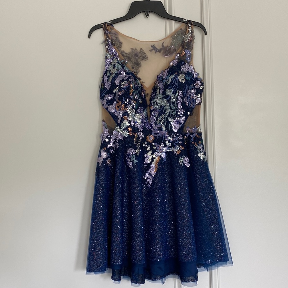 Plunging neckline A-line short formal dress